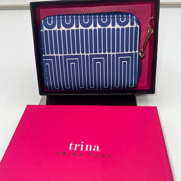 Trina Turk Blue and White Geometric Pattern Zip Around Wallet in Box - Picture 1 of 7